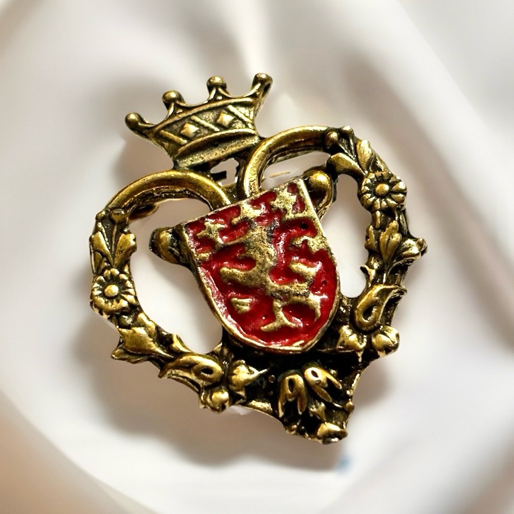 Vintage Norway Coat Of Arms C-Clasp Brooch